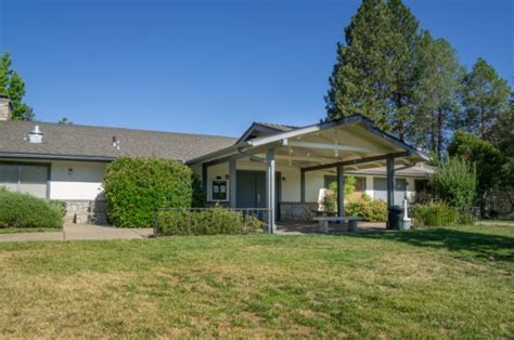 Oakhurst Rd Amenities