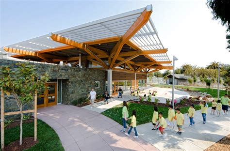 Orange Memorial Park Entrance