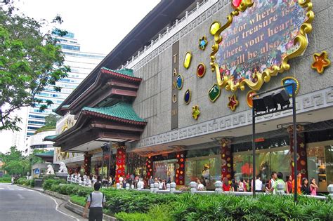 Orchard Road Shopping
