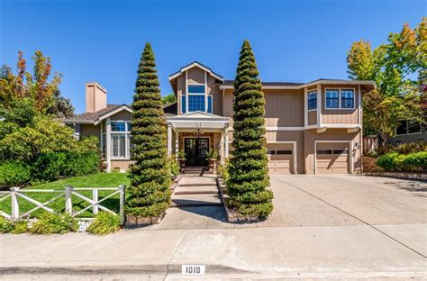 Pleasanton Real Estate