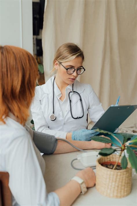 How to pursue an urgent care nurse job