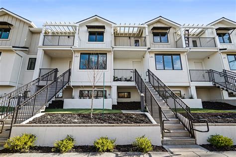 Redwood City Townhouse