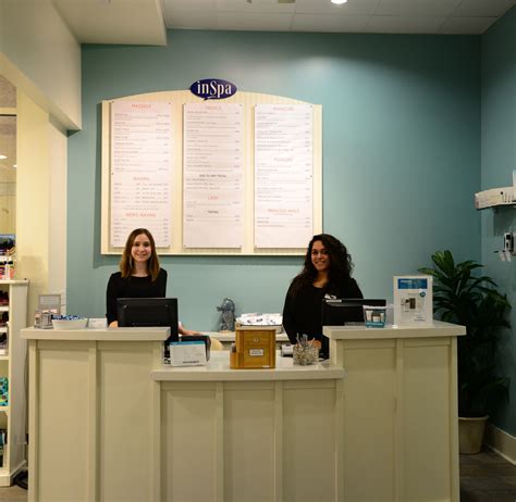 Salon Front Desk Receptionist Jobs Near Me