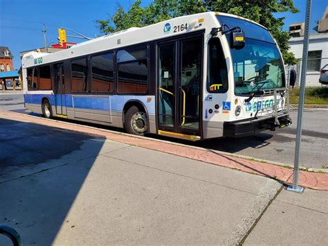 Seattle to Ontario Bus
