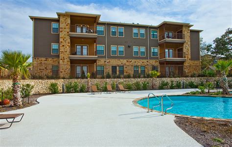 Services and Amenities at Hills Fair Oaks