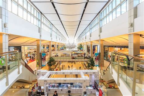 Shopping Mall