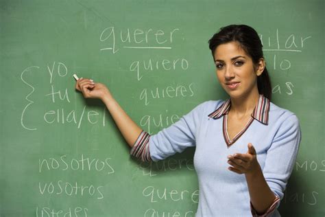 Benefits of Being a Spanish Teacher or Professor