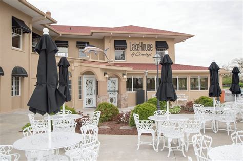 St. Joseph Restaurants and Cafes