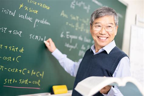 Teacher or Professor in Hawaii