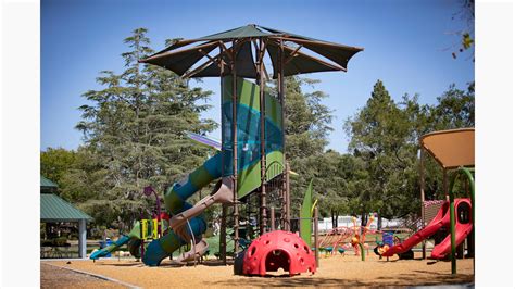 Thousand Oaks Community Park