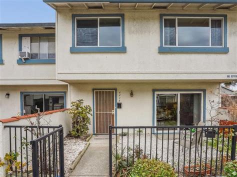 Union City CA Townhouse