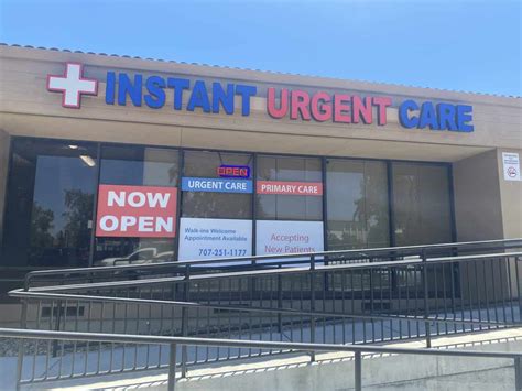 Urgent care center in Santa Clarita