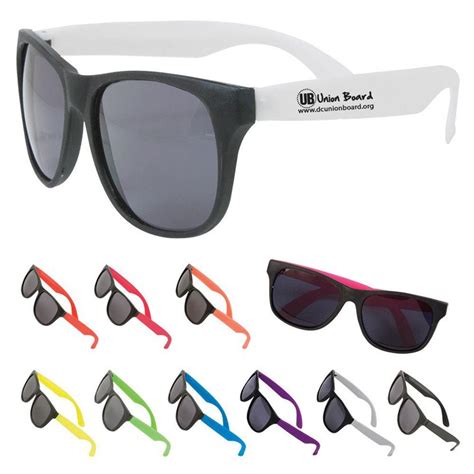 UV-Protected Sunglasses in NW Oregon City