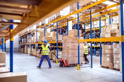 Warehouse Job Benefits