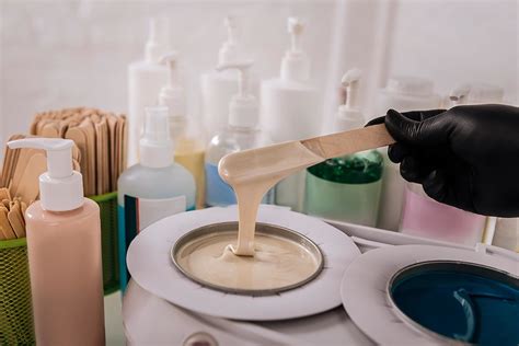 Waxing Specialist
